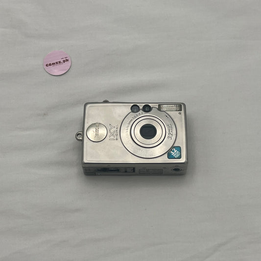 Canon IXY Digital 320 3.2MP early 2000s compact camera