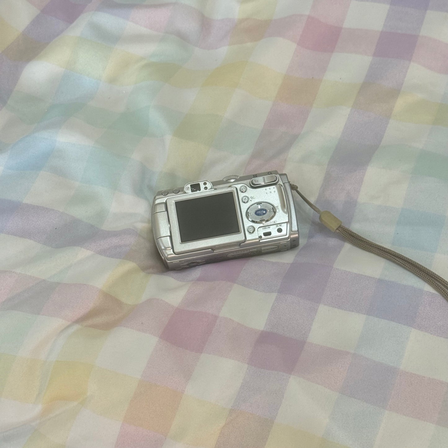 Samsung Digimax V70 with box