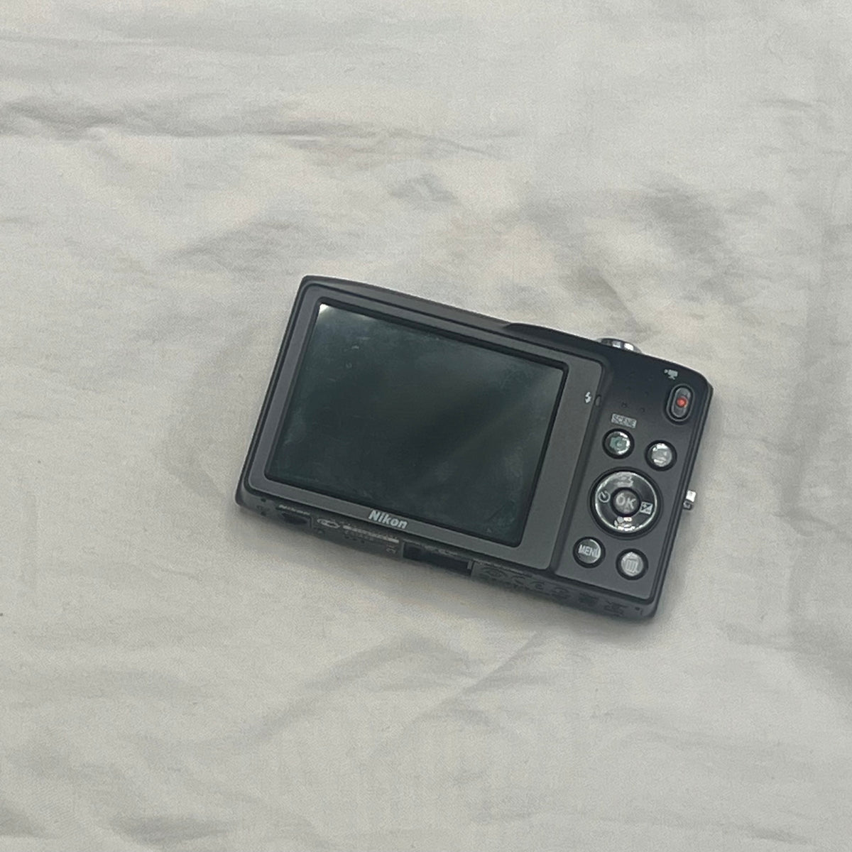 Nikon Coolpix S2700