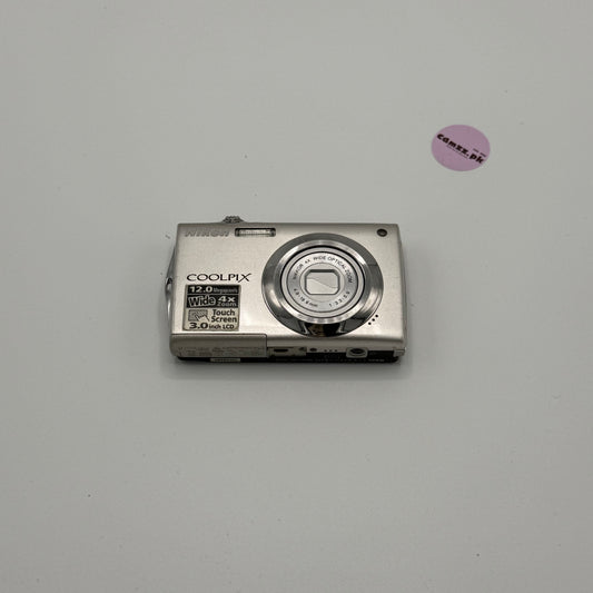 Nikon Coolpix S4000
