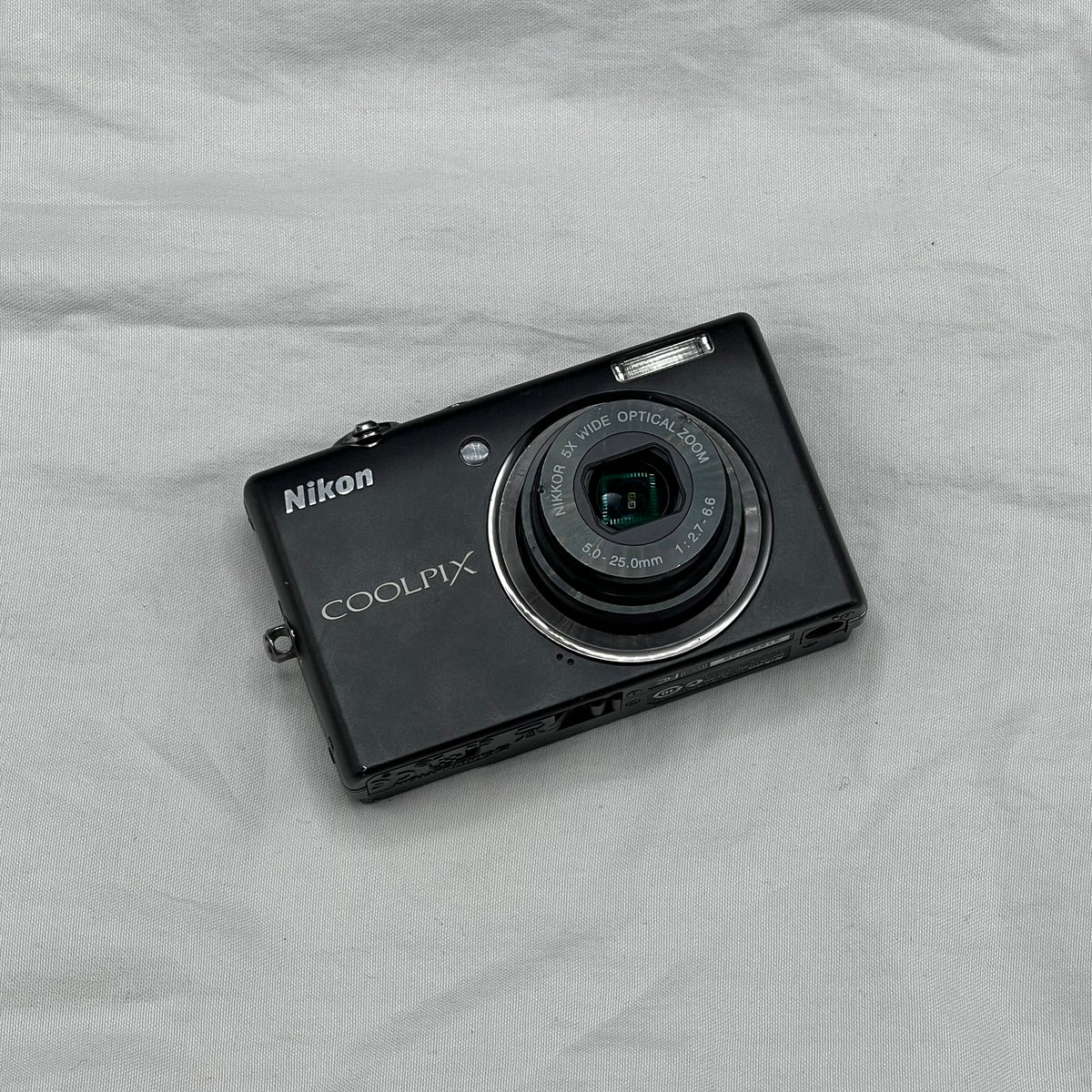 Nikon Coolpix S570
