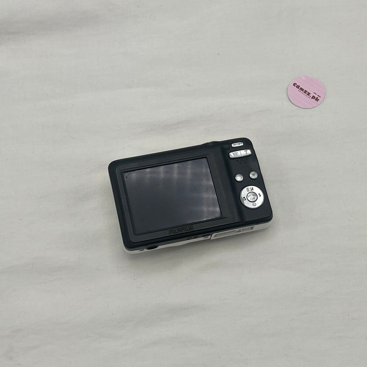 Fujifilm FinePix JV500 digicam body condition detail - Camzz Pakistan