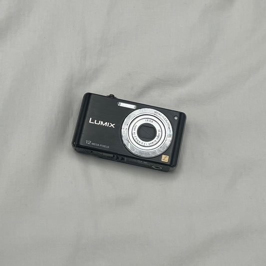 Panasonic Lumix FS15 Digicam (Black)