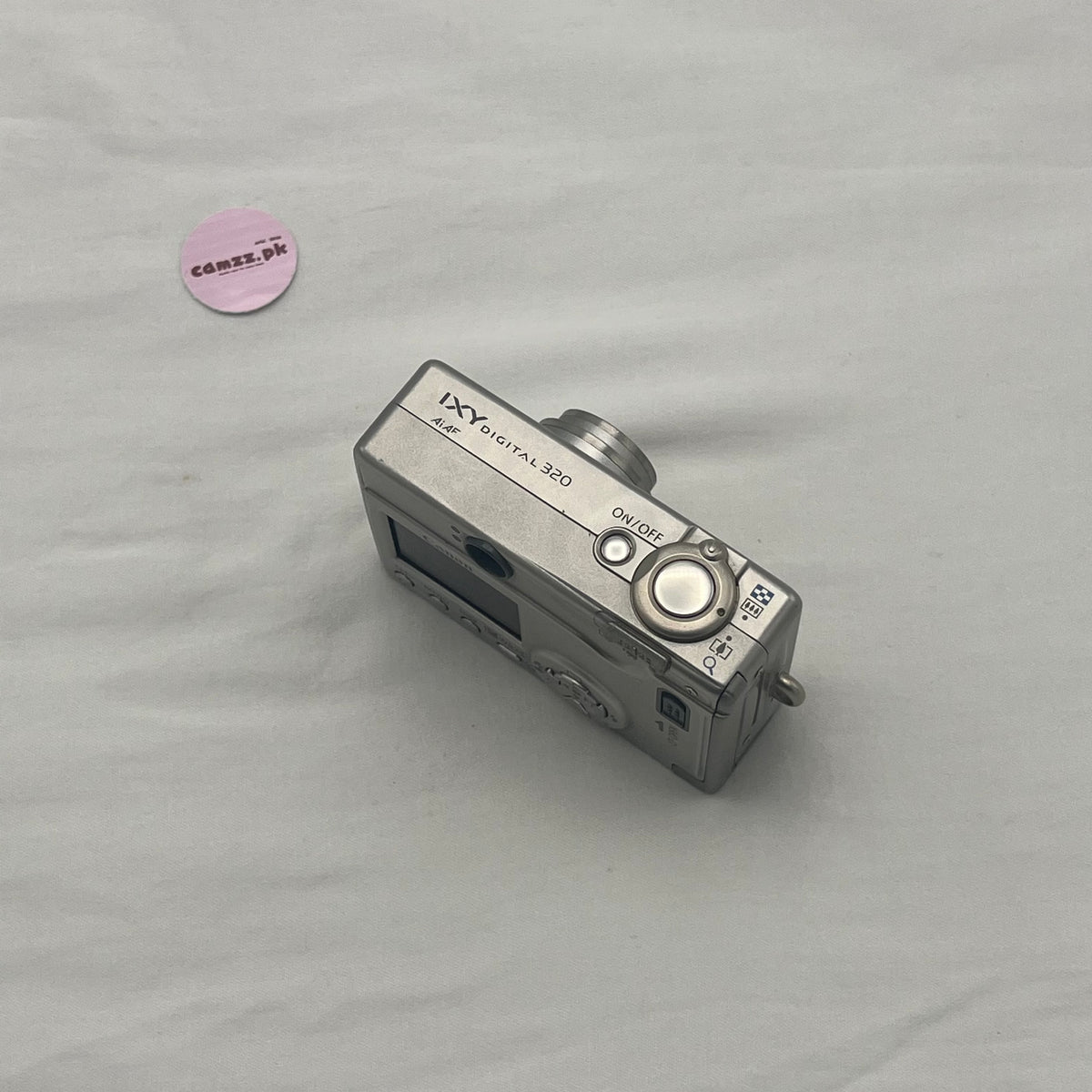 Canon IXY Digital 320 CompactFlash point and shoot digicam