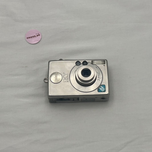 Canon IXY Digital 320 digicam for sale in Pakistan - Camzz