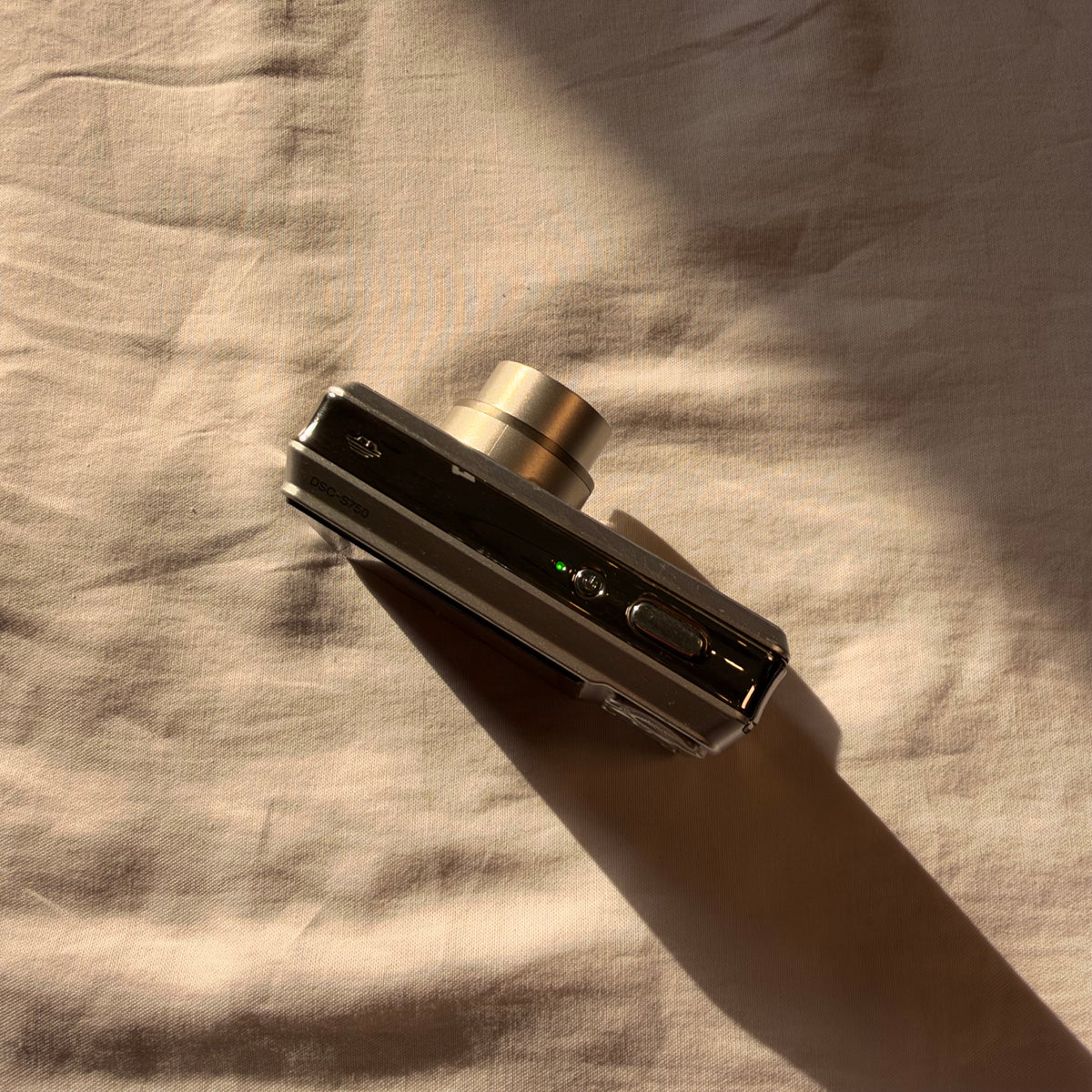 Sony Cyber-shot DSC-S750 (Silver)